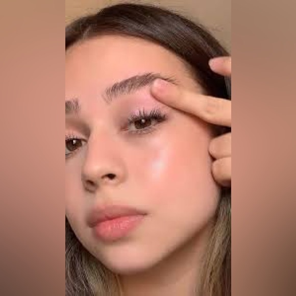 💛 Morphe 2 x Maddie Brow and Freckle Pen in Scribble NWT - Picture 9 of 15